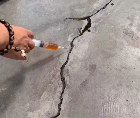 田东混凝土裂缝修补技术详解​
